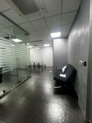 UB. One (D14), Factory #553372801